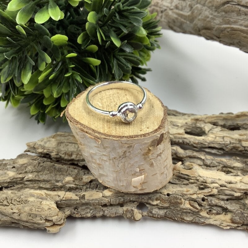 Quartz Sterling Silver Ring size 9