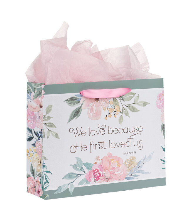 He First Loved Us Large Landscape Gift Bag with Card Set - 1 John 4:19 | 大號橫式禮品袋及卡片套裝 - 約翰一書 4:19