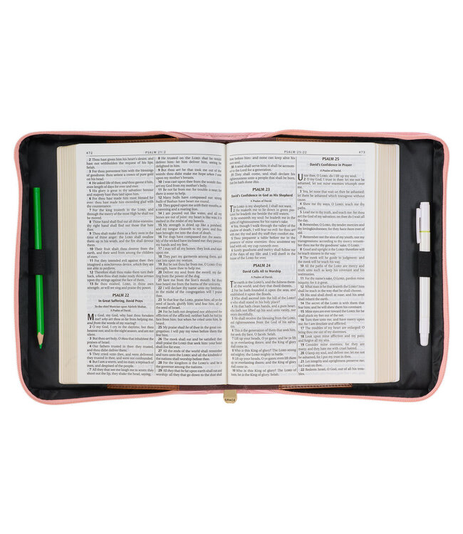 Pastel Meadow Pink Watercolor Faux Leather Bible Cover | 淺色草地粉水彩仿皮聖經套