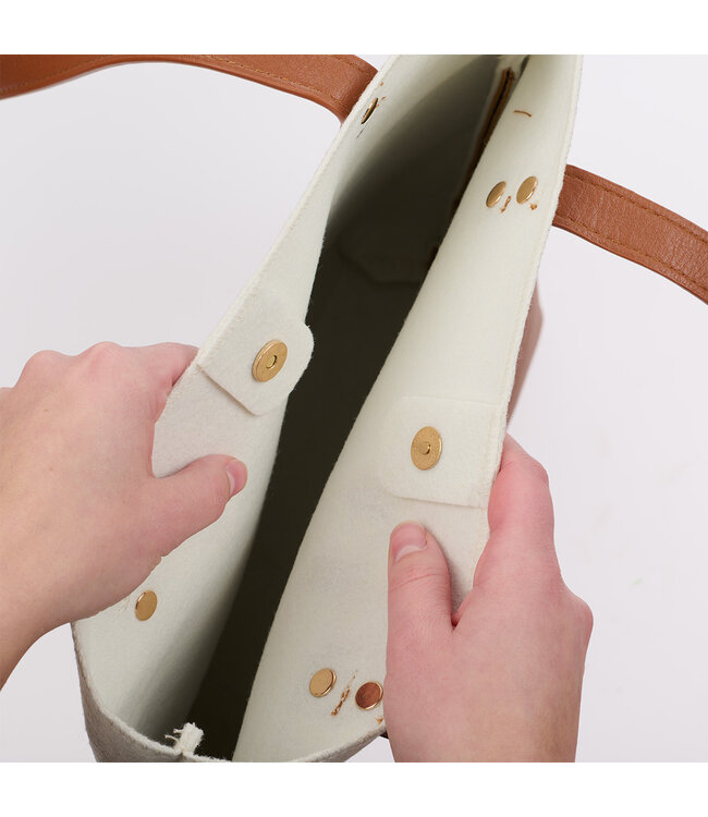 Strength & Dignity Two-tone Toffee and Cream Felt Fashion Bible Tote Bag - Proverbs 31:25 時尚聖經手提袋 - 箴言 31:25