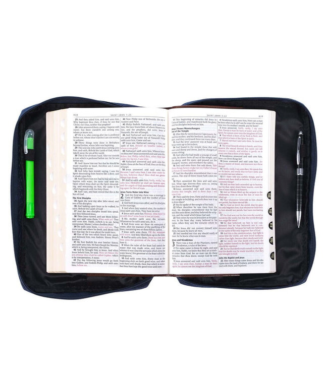 Done in Love Navy Floral Value Bible Case - 1 Corinthians 16:14 | 深藍花卉實惠聖經套 - 歌林多前書 16:14