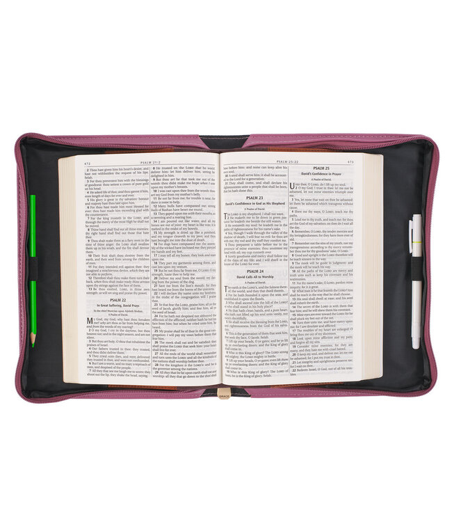 Strong and Courageous Topas Pink Faux Leather Fashion Bible Cover - Joshua 1:9 時尚仿皮聖經套