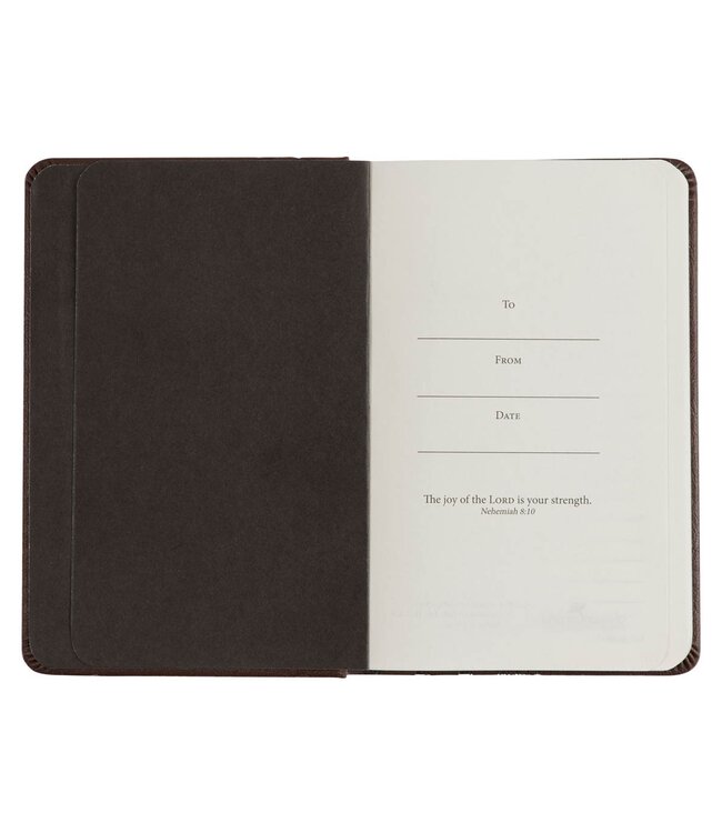 Strength and Defense Lion Walnut-Brown Faux Leather Hardcover Notebook with Elastic Band Closure - Exodus 15:2 | 仿皮精裝筆記簿，附鬆緊帶封口