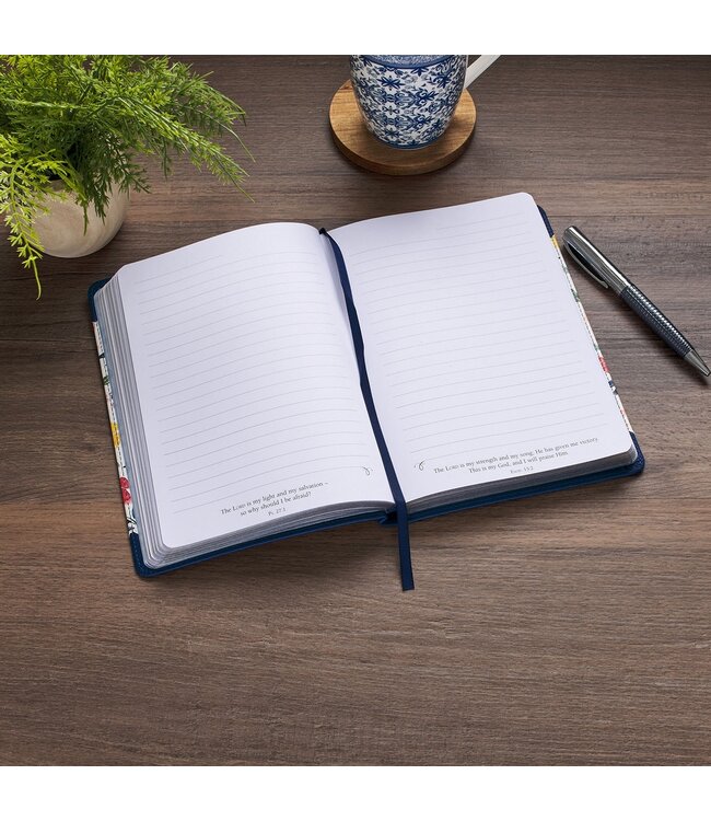 Give Thanks Blue Floral Faux Leather Classic Journal - 1 Thessalonians 5:16-17 | 仿皮面筆記本