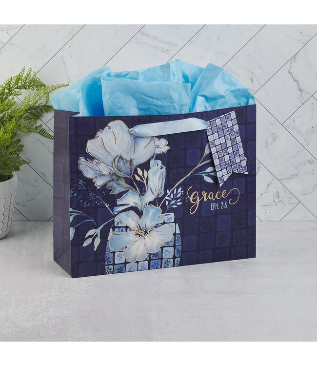 Grace Blue Floral Tile Large Landscape Gift Bag - Ephesians 2:8 | 禮物袋——大