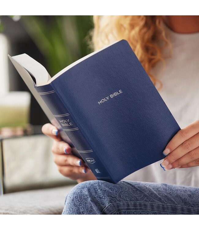 NKJV, Gift and Award Bible, Red Letter Edition, Comfort Print: Holy Bible, New King James Version