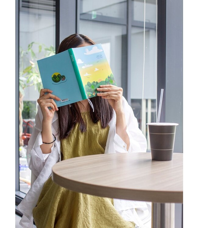 2026校園週曆【經典版】微光暮色 | 25K橫式週誌卡紙精裝