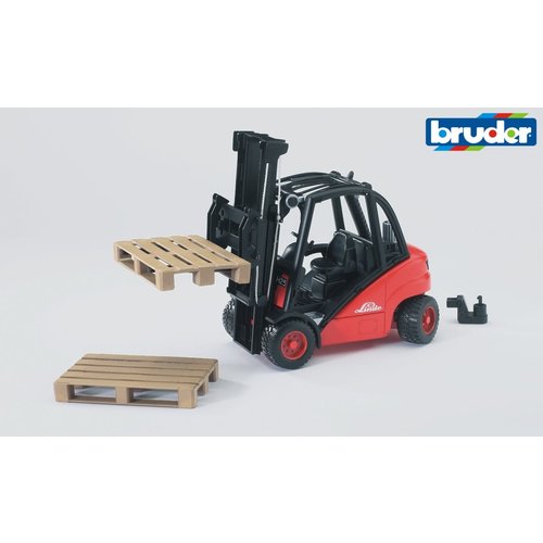 Bruder Linde Fork Lift H30D w/2 pallets Bruder Linde Fork Lift H30D w/2 pallets