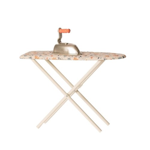 Maileg Maileg Iron & Ironing board Maileg Maileg Iron & Ironing board