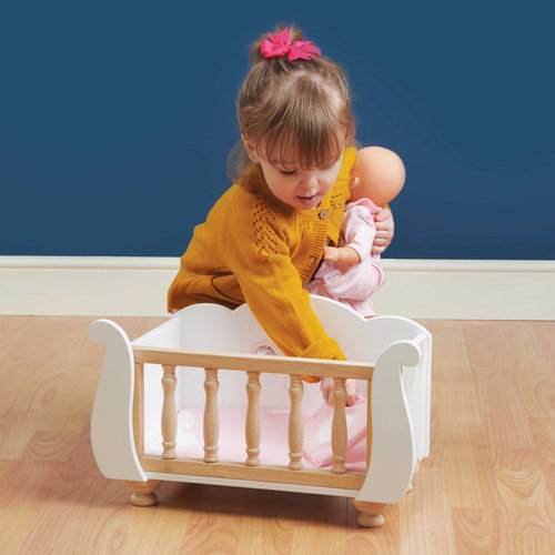 Le Toy Van Honeybake Cot Sleigh Le Toy Van Honeybake Cot Sleigh