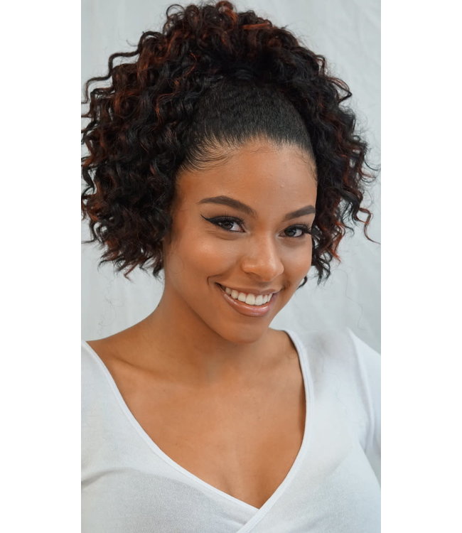 Marie-Daniele Deep Wave Ponytail