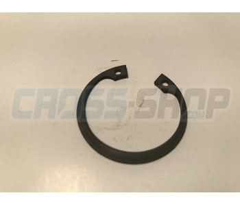 SEEGER FRONT WHEEL HUB I35