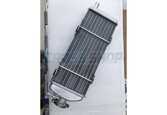 RADIATOR RH 4S 9CHA 08/-> CAP