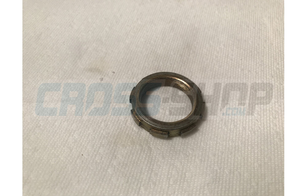 NUT STEERING BEARING 85J 13->