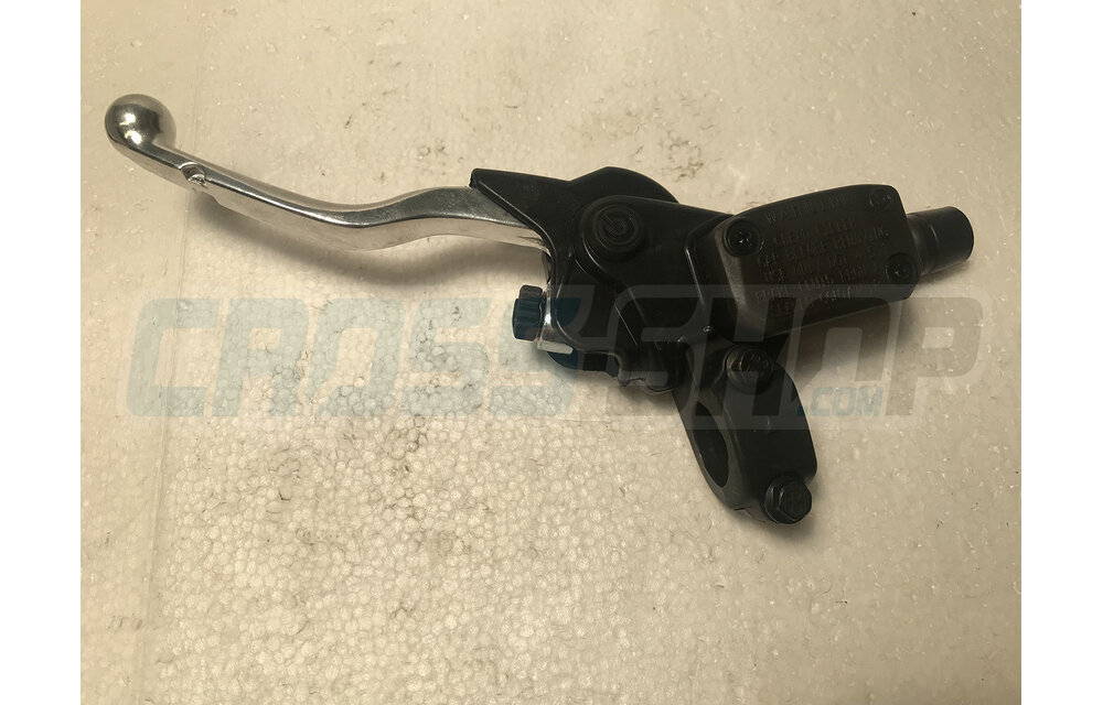 CLUCTH MASTER CYLINDER BREMBO