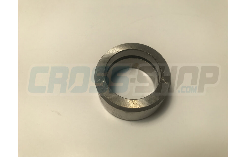 SPACER CRANKSHAFT 250 RH.SIDE