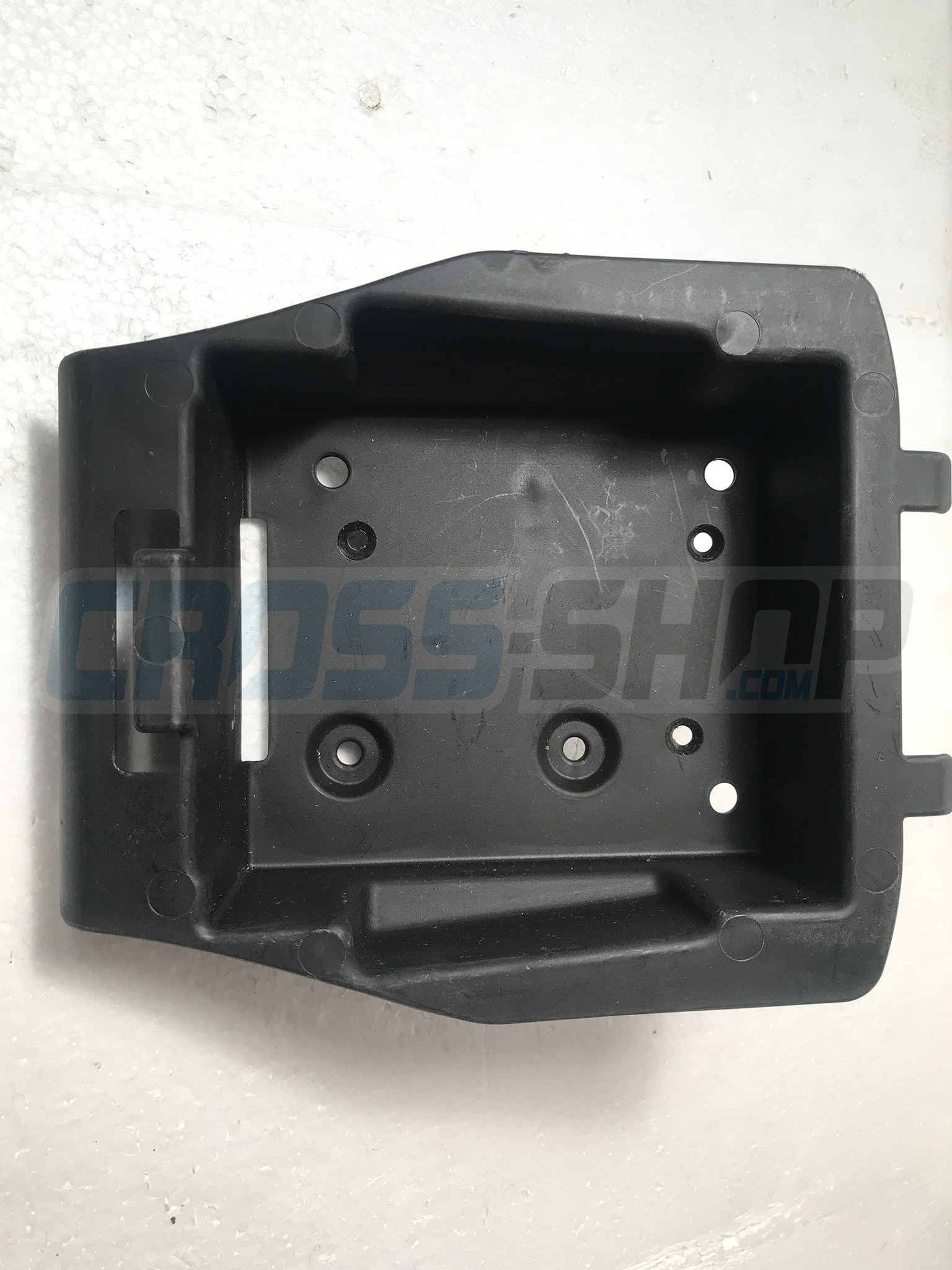 SUPPORT BATTERY PLASTIC M.08->