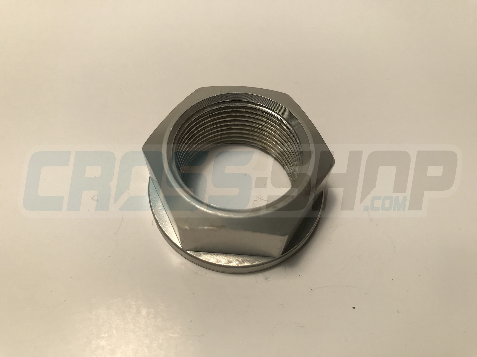 NUT REAR WHEEL AXLE 15 ->