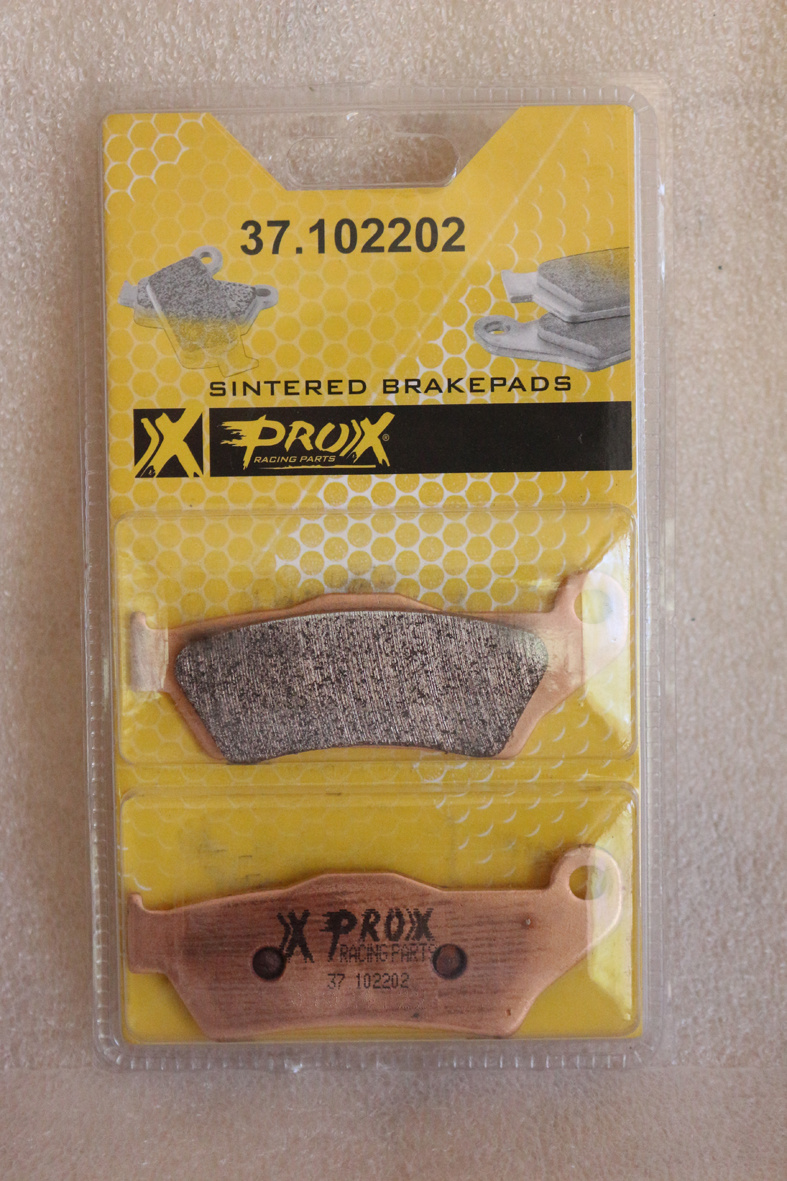 Front brake Pad TM 125-530 - 94 >