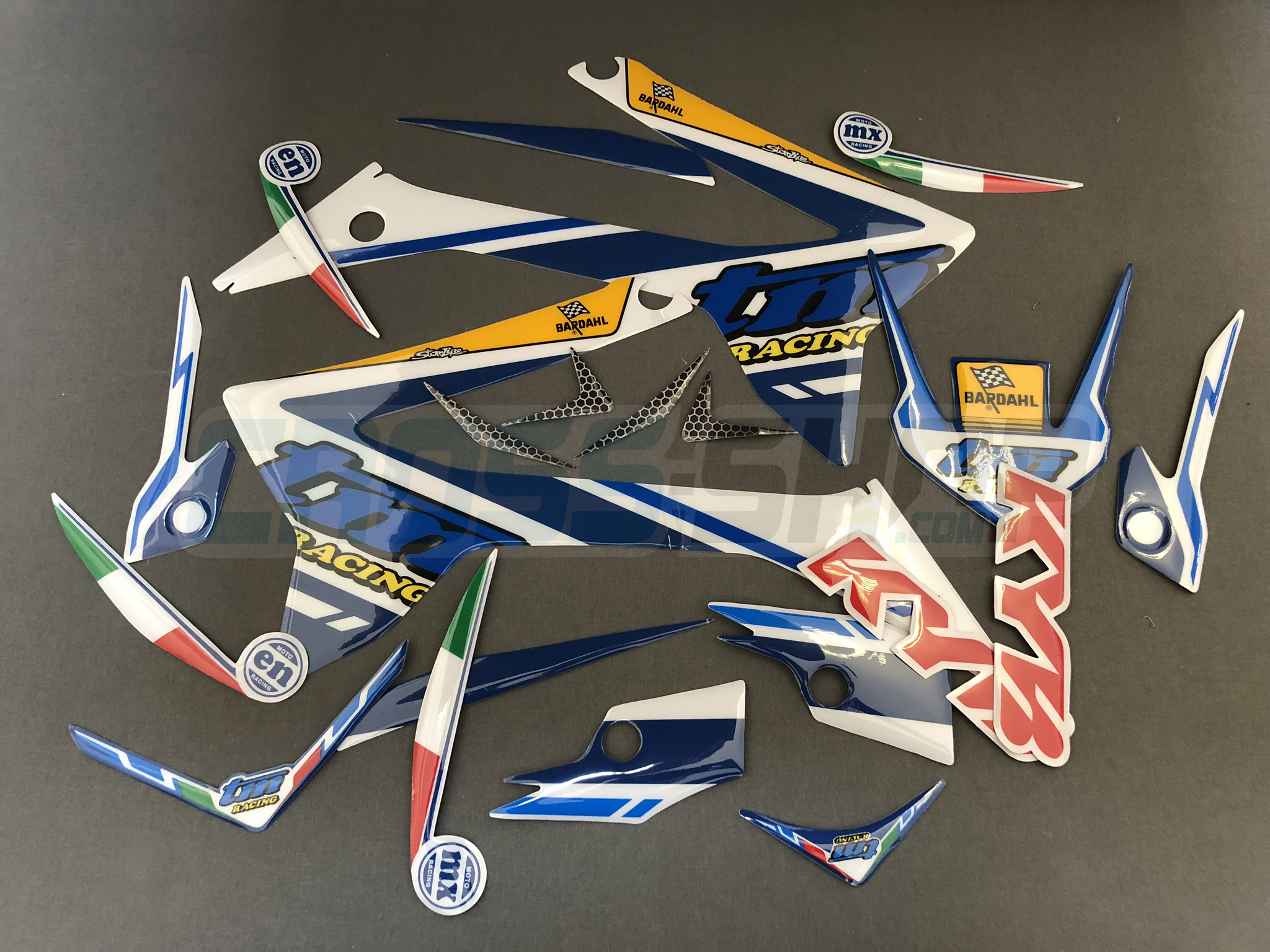 KIT STICKERS M.18 2S W/REAR