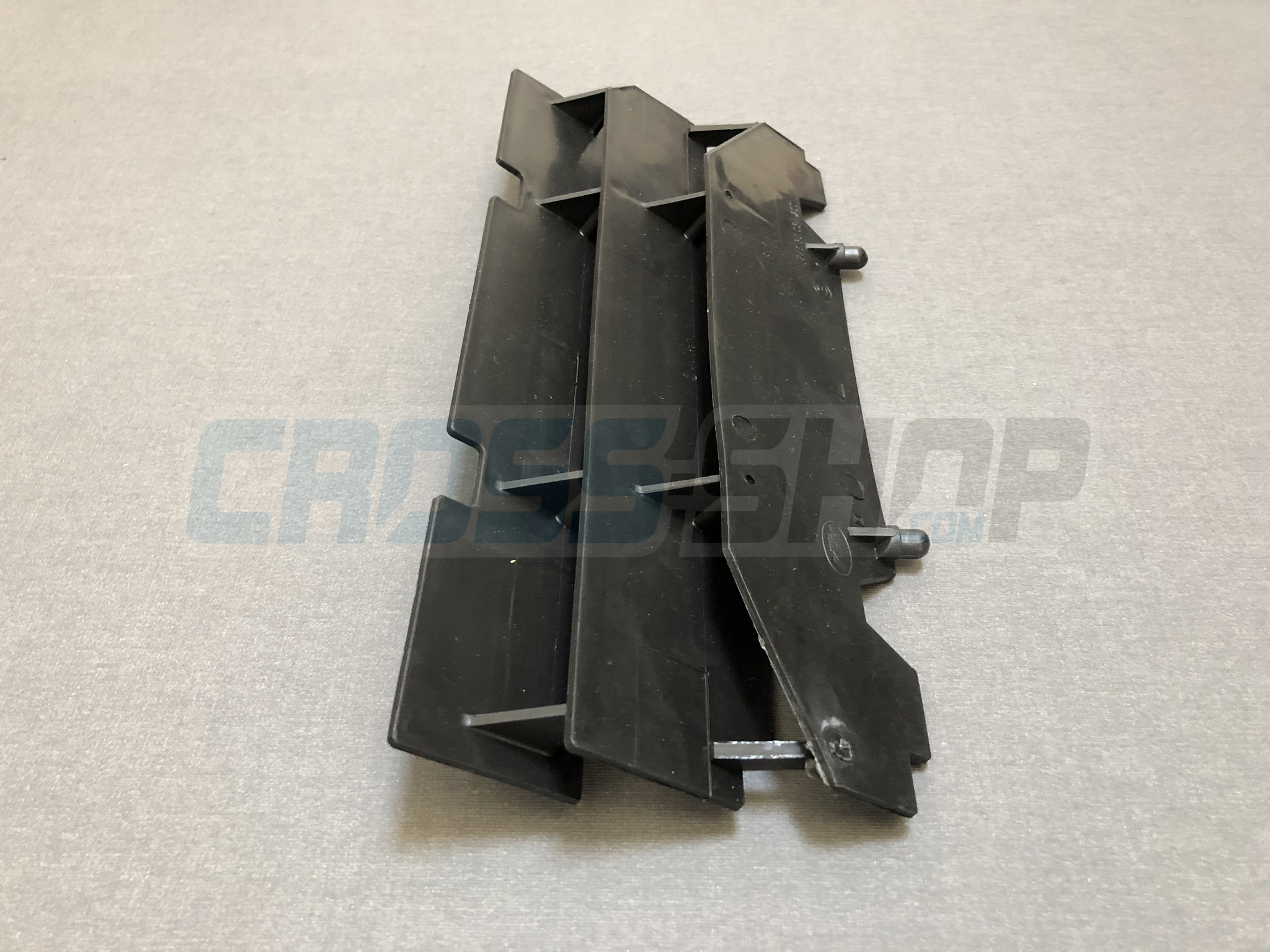 GUARD RADIATOR LH 98/-> BLACK