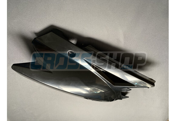 SIDE PANEL RIGHT 08-> BLACK
