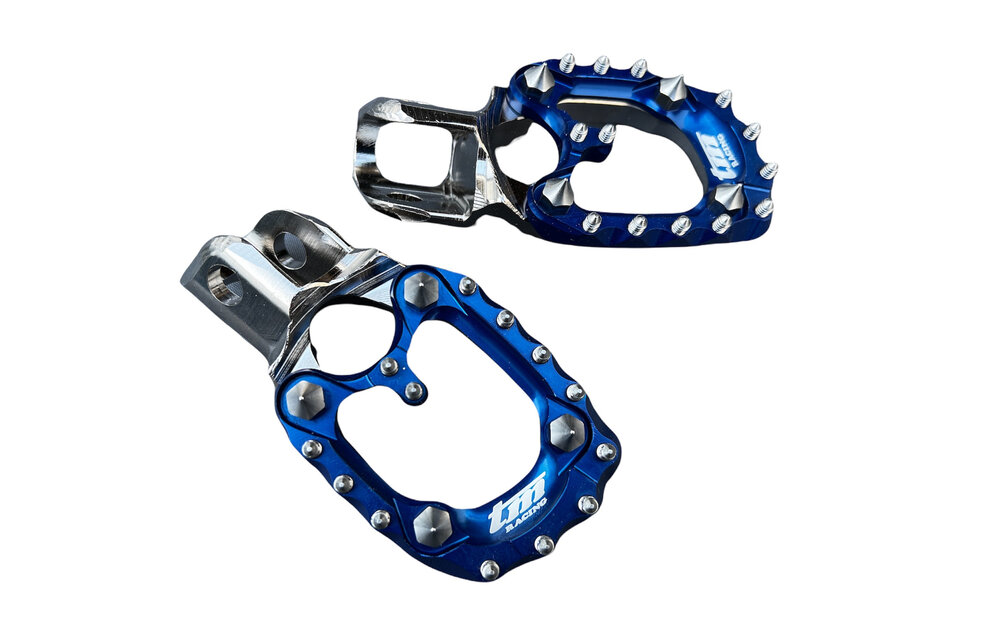 STEEL FOOTPEGS 2021 WITH BLUE ERGAL PAD TM 2S-4S '10-'21