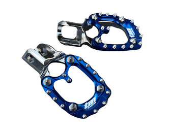 STEEL FOOTPEGS 2021 WITH BLUE ERGAL PAD TM 2S-4S '10-'21