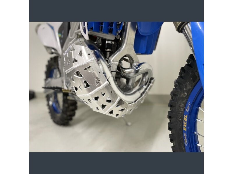 P-Tech Skid plate with exhaust pipe guard and plastic bottom for 250/300 2022+