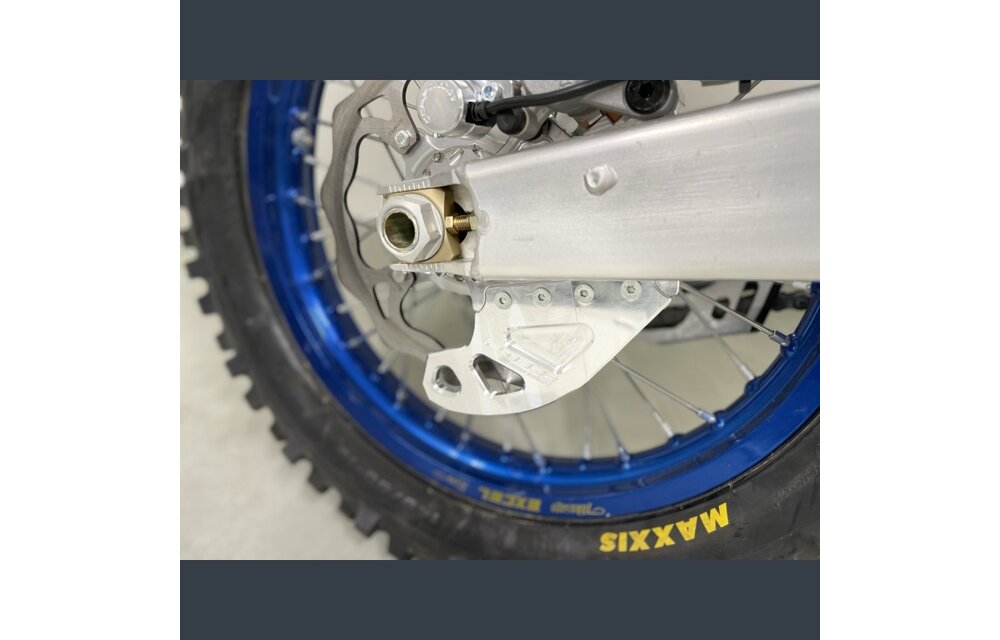 Rear brake disc guard 2008+