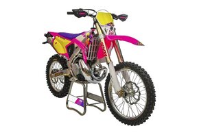TM 2022+ 2T/4T EN PINK EDITION PLASTIC KIT