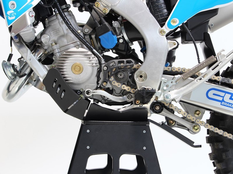 AXP Xtrem HDPE Skid Plate 8mm / 2022-2024 TM RACING 125 / 2022-2025 TM RACING 144 2stroke MX/END (CARB & Fi)