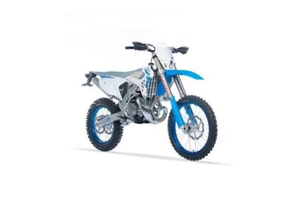 TM 2024 2T/4T EN PLASTIC KIT