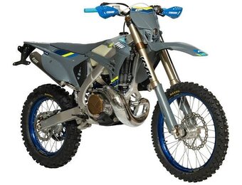 TM 2025-26 2T/4T EN PLASTIC KIT