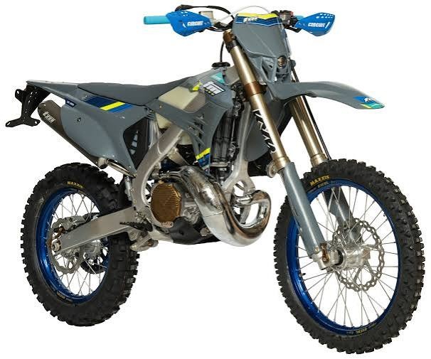 TM 2025-26 2T/4T EN PLASTIC KIT