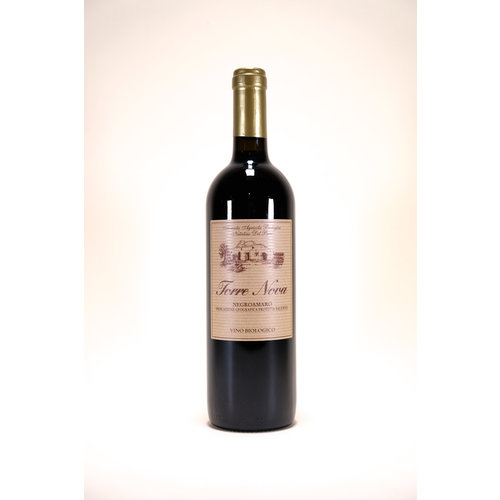 Natalino Del Prete, Torre Nova, Negroamaro, 2015. 750 ml Natalino Del Prete, Torre Nova, Negroamaro, 2015. 750 ml