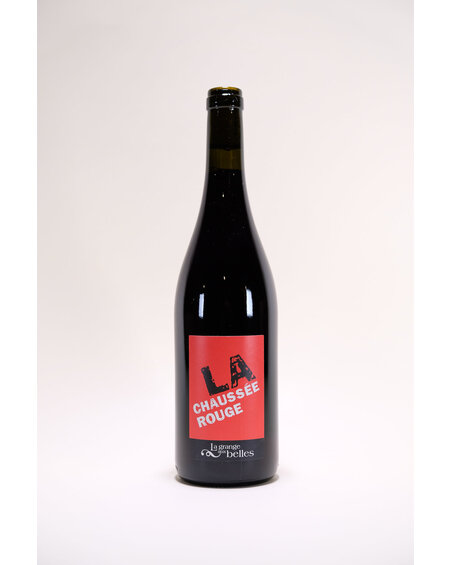 La Grange Aux Belles La Grange Aux Belles, La Chaussee Rouge, 2024, 750 ml La Grange Aux Belles La Grange Aux Belles, La Chaussee Rouge, 2024, 750 ml
