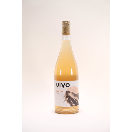 Folias De Baco, Uivo Curtido, 2021, 750 ml Folias De Baco, Uivo Curtido, 2021, 750 ml