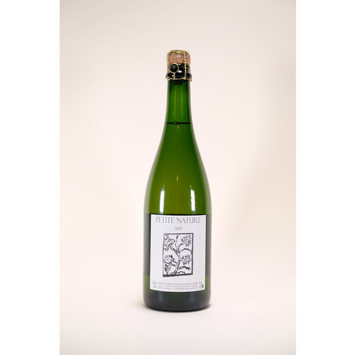 Martin Texier, Petite Nature, 2019, 750 ml Martin Texier, Petite Nature, 2019, 750 ml