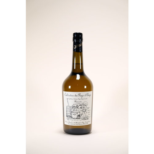 Manoir de Montreuil, Calvados 'Reserve', NV, 750ml