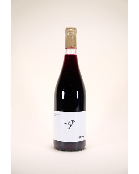 Early Mountain Vineyards, Young Wine, Chambourcin, 2019, 750 ml Early Mountain Vineyards, Young Wine, Chambourcin, 2019, 750 ml