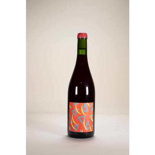 Jugo Vins, Molt Bo, NV, 750ml Jugo Vins, Molt Bo, NV, 750ml