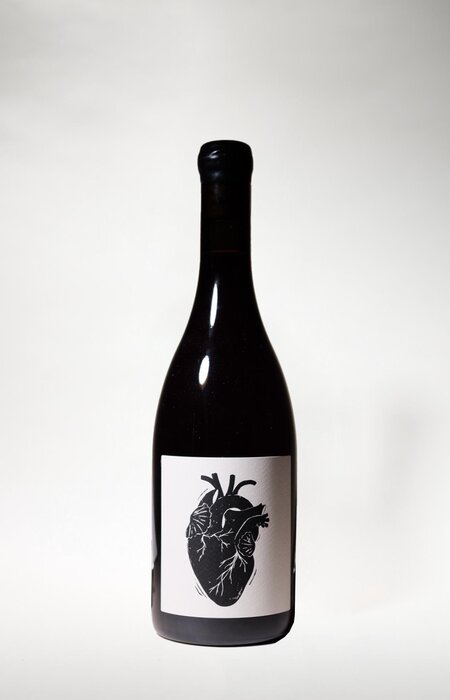 Vin Noe, Amour Vache, Beaujolais, 2023, 750 ml Vin Noe, Amour Vache, Beaujolais, 2023, 750 ml