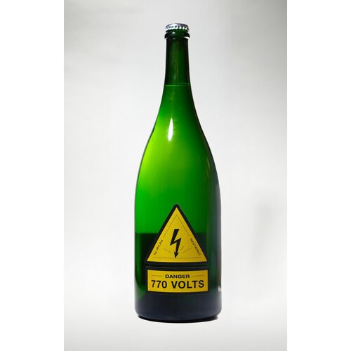 Milan Nestarec, Danger 770 Volts, 2025, 1.5L Magnum Milan Nestarec, Danger 770 Volts, 2025, 1.5L Magnum