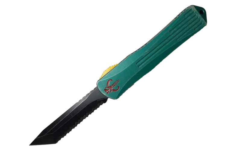 Heretic Heretic Manticore X Bounty Hunter Green Camo Carbon Battleworn Full Serrated Tanto Blade (H031-8C-BOUNTY)