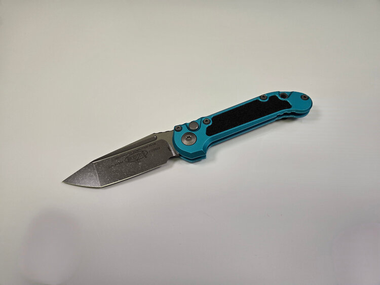 Microtech Microtech LUDT Gen Ⅲ Apoc. Blade Turquoise Handle W/ Traction Tape Inserts (1136-10APTQ)