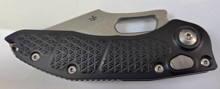 Microtech Microtech Stitch Standard Stonewash Black Aluminum Handles (169-10)