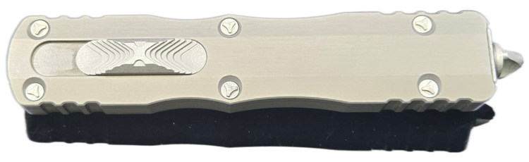 Microtech Microtech Dirac Delta Apocalyptic Part Serrated Blade Natural Clear Handle (227-11APNC)