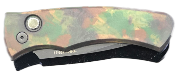 Pro-Tech Pro-Tech Duke 2 Woodland Camo Handle DLC Magnacut Blade Peral Button