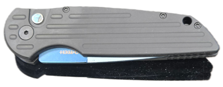 Pro-Tech Pro-Tech TR-3 Black Handle W/ Grooves Magnacut Sapphire Blue Blade